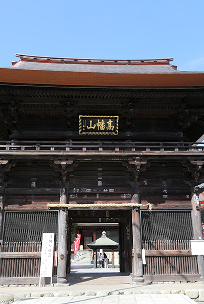関東三大不動、真言宗智山派別格本山「高幡不動尊金剛寺」。新選組土方歳三の菩提寺。